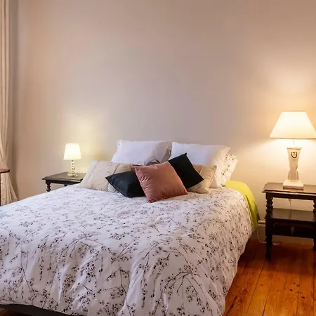 Cosy Spacieuse- Centre-ville בית נופש