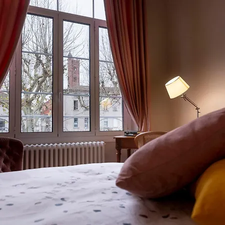 Дом отдыха Cosy Spacieuse- Centre-ville